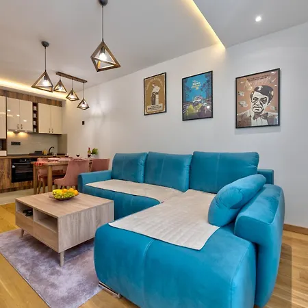 Caruso Apartment