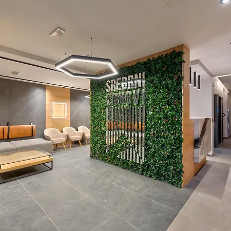 Caruso Apartment